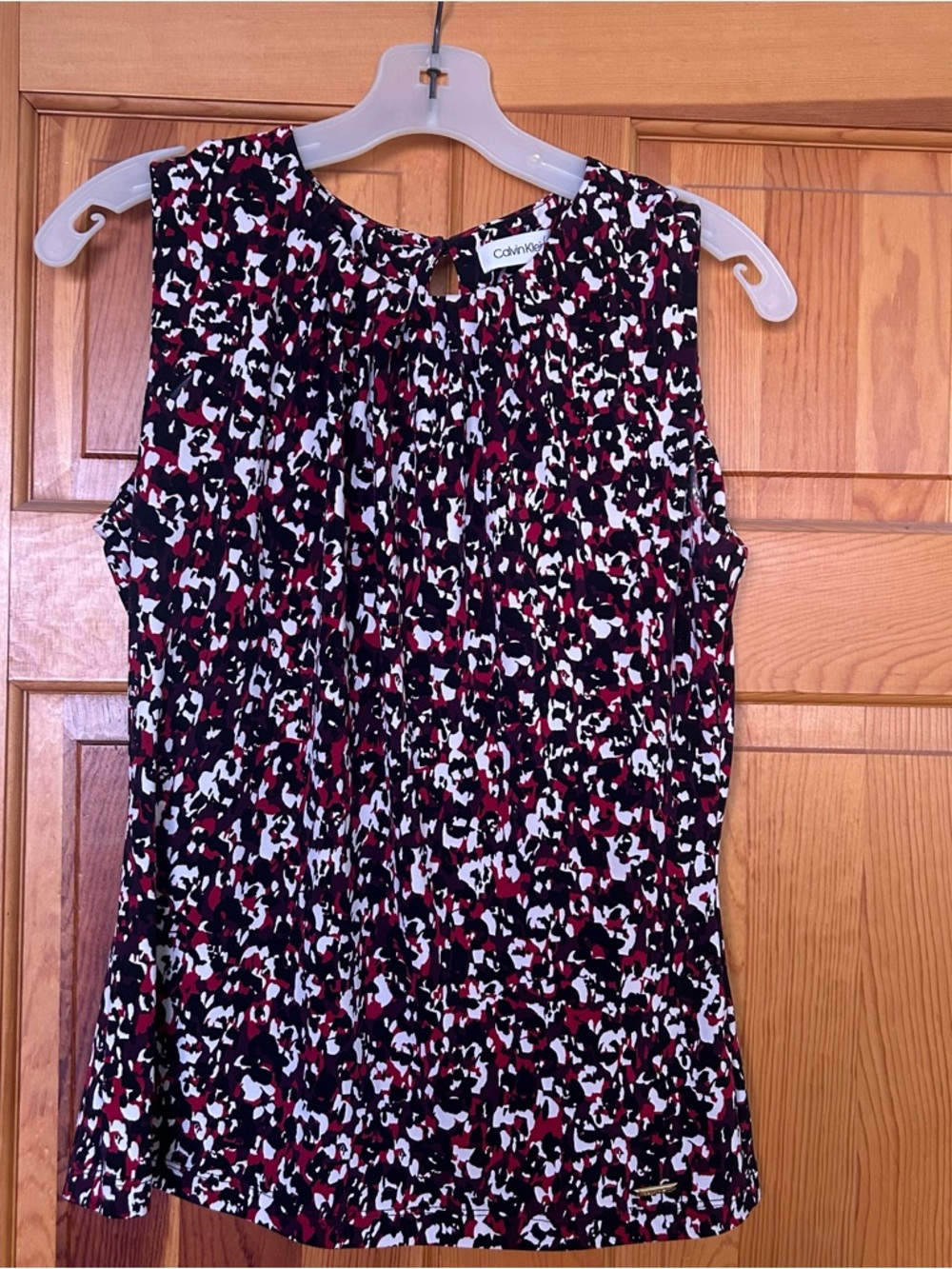 Calvin Klein Sleeveless Printed Shell - Black, Red, White